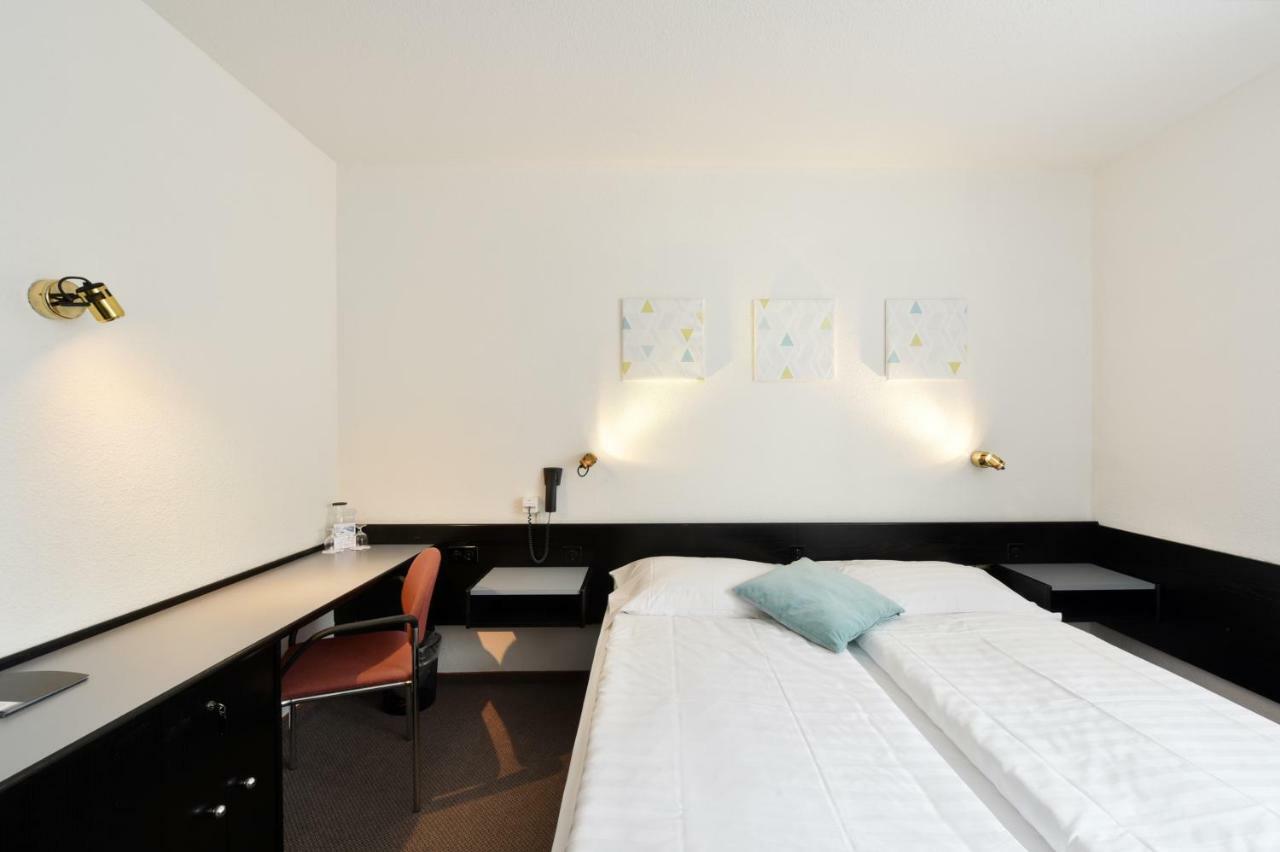Hôtel des Mosaiques Orbe Extérieur photo